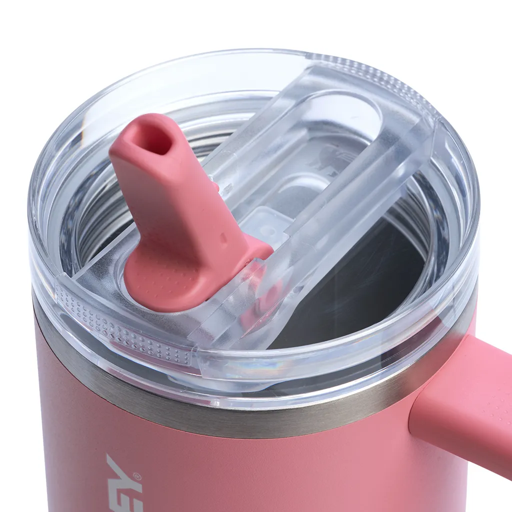 049-Stanley-The-Quencher-ProTour-Flip-Straw-Tumbler-30oz-Plumeria-Chevron-03