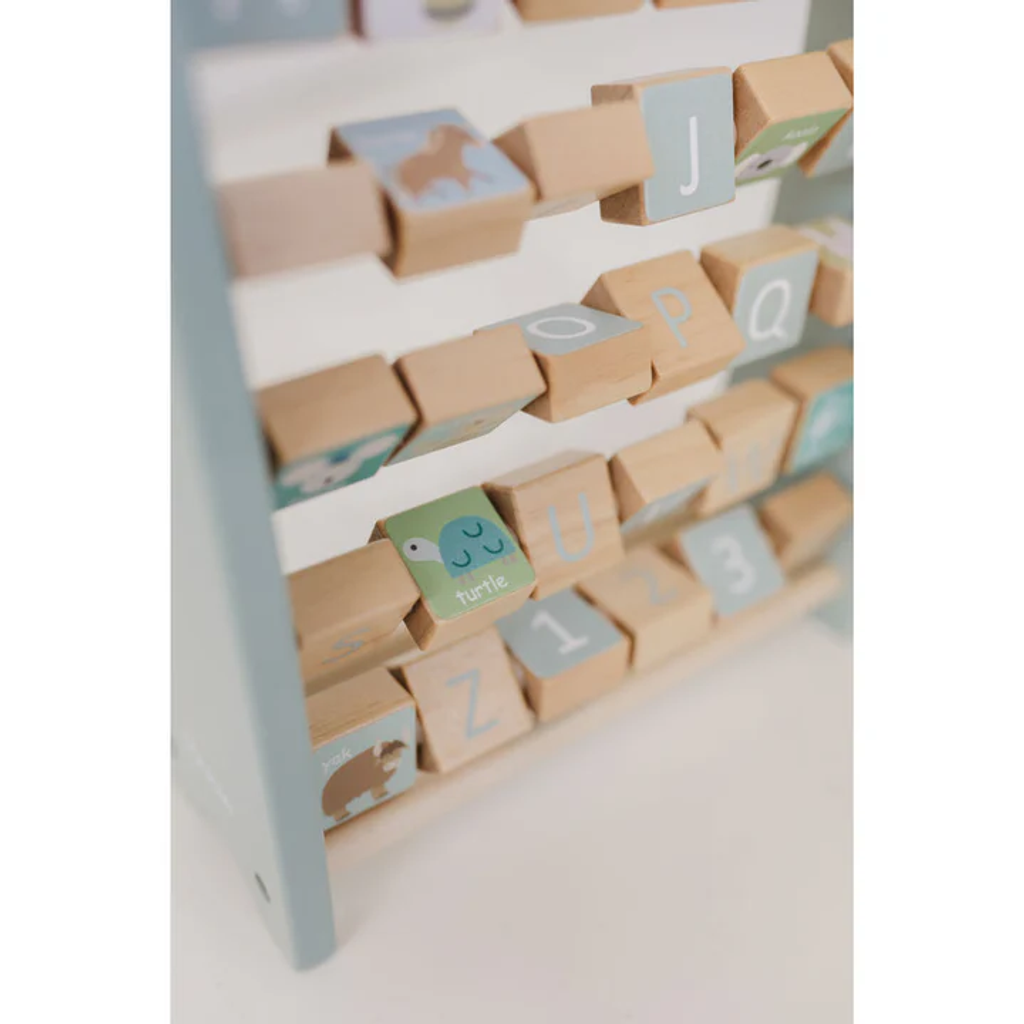 BU5055_12_e1ce5e74-43c1-44dd-85b9-3c361550c807_720x