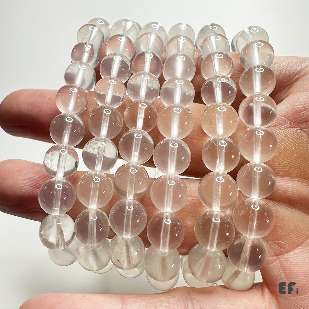 奶白晶百科｜乳白如霧的天然水晶｜特色、功效、挑選與保養完整指南