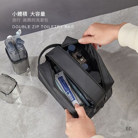 tw-11134207-820la-mna7pt7io2dg33