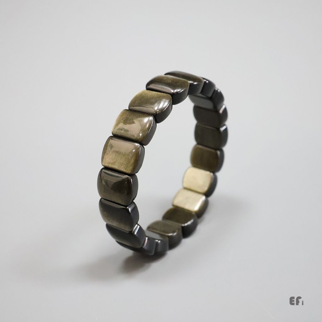 tw-11134207-820le-mq249tkvard7b7