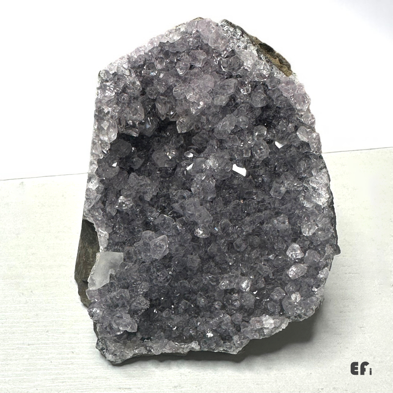 晶鎮』【Efanvei】更新日20250913 紫晶鎮消磁晶洞水晶擺飾水晶柱晶石晶