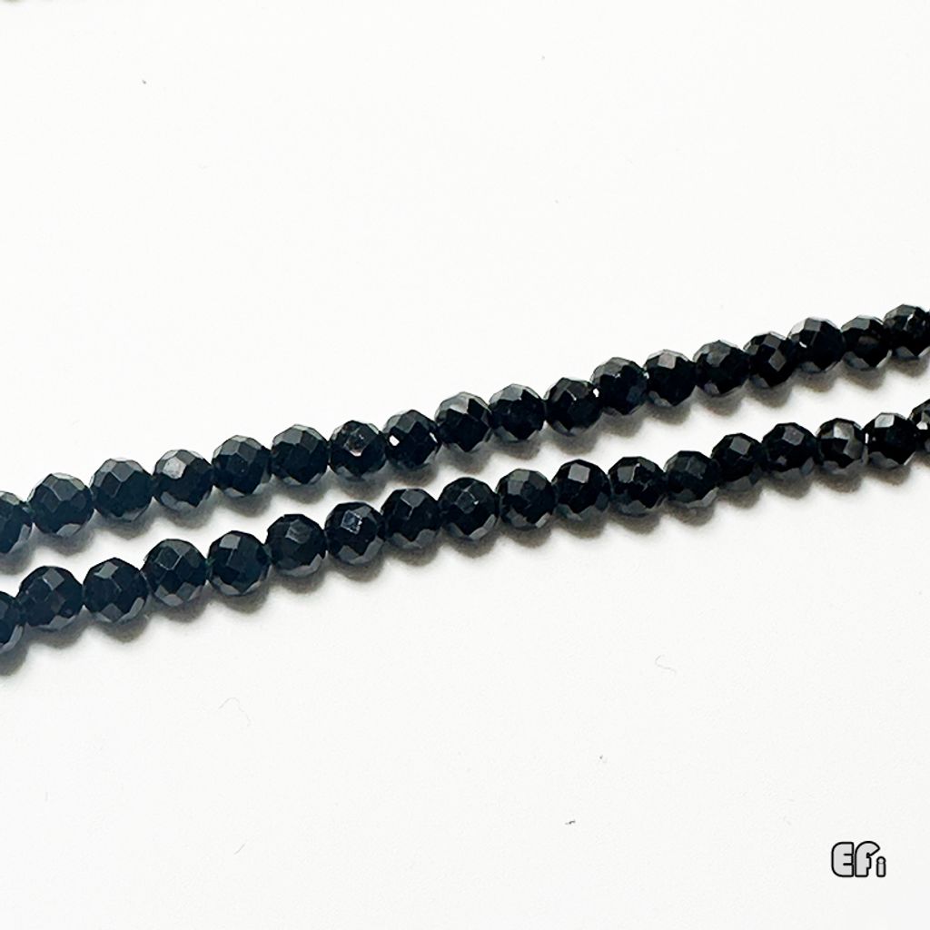 tw-11134207-7ra0u-mcr56stuk3jzea