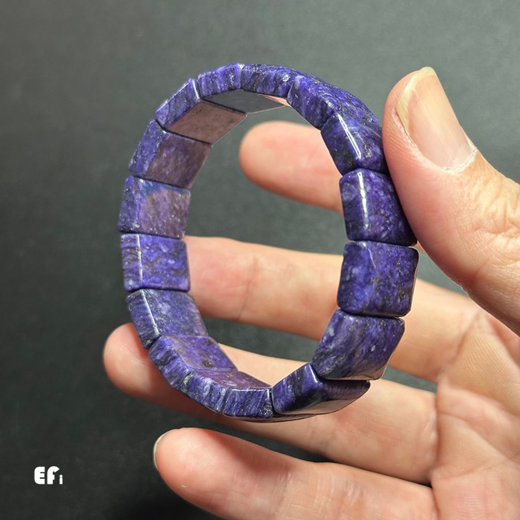 tw-11134207-81ztp-me2ycq8crocnfc