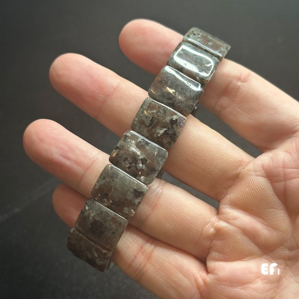 tw-11134207-81ztc-mh321m6s9q176e