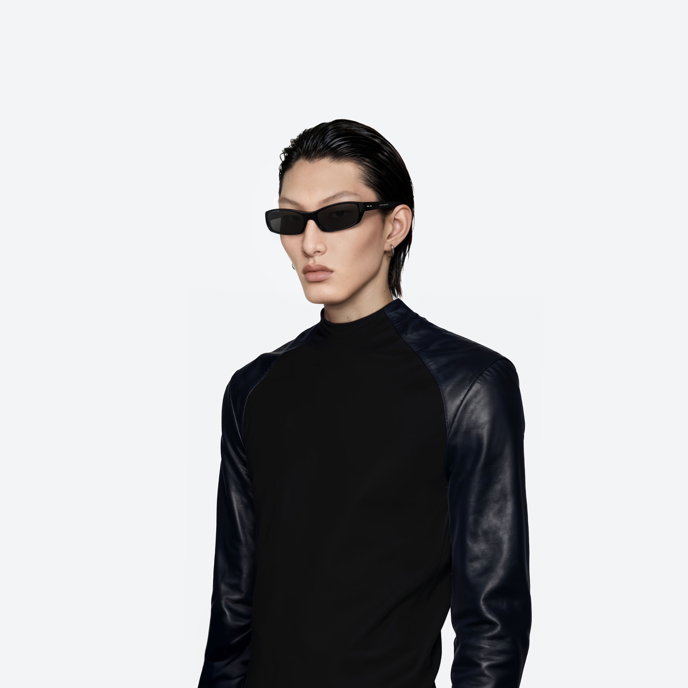11004895_LOOK_BOOK_FIRST