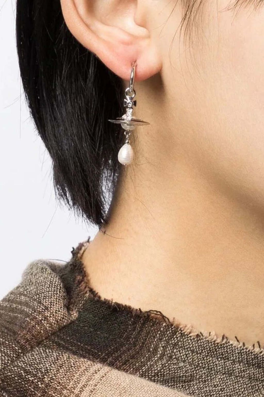 Aleksa-Earrings---Platinum-20250529211406 (1) 2