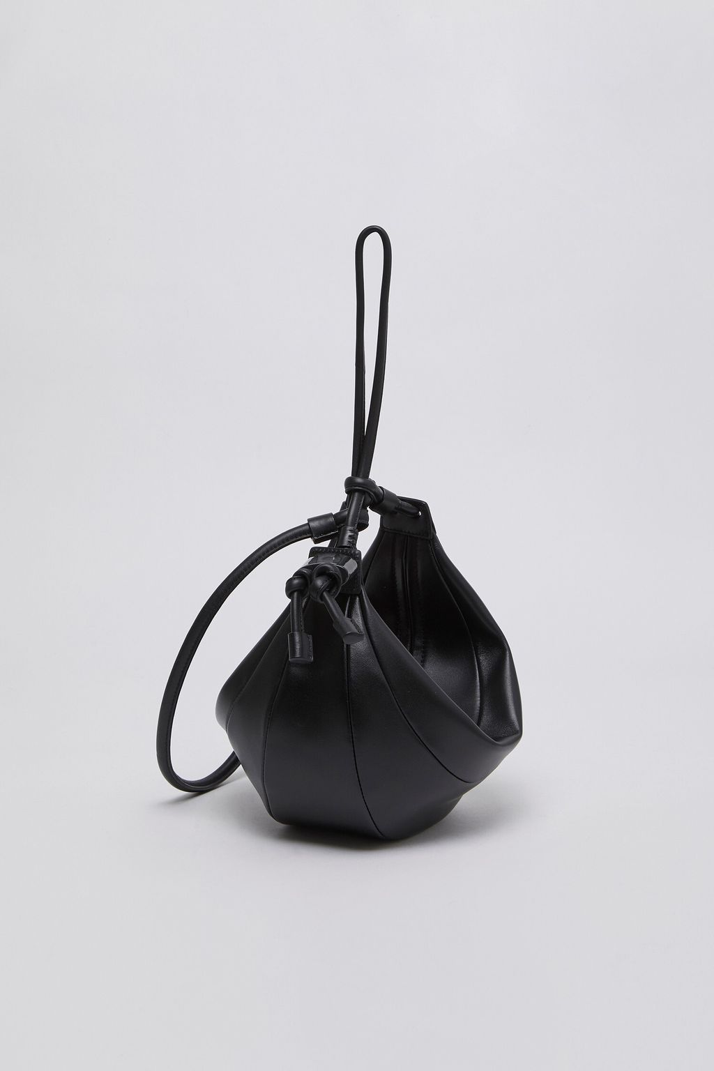 OVBAX26002BLK_LZ3
