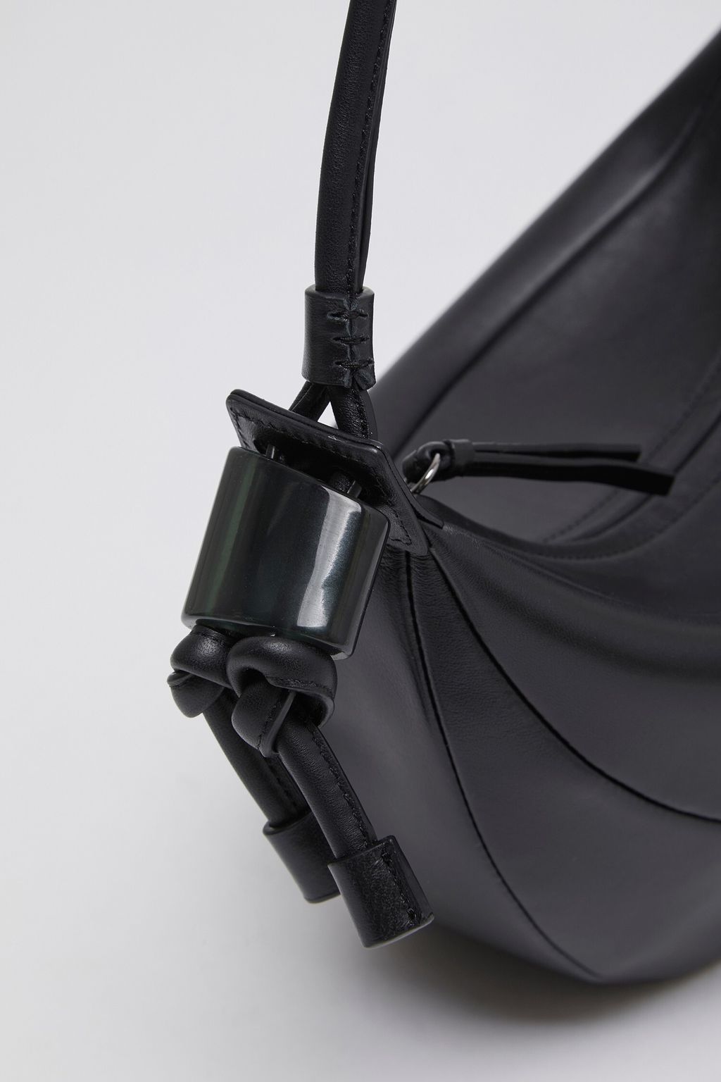 OVBAX26002BLK_LZ4