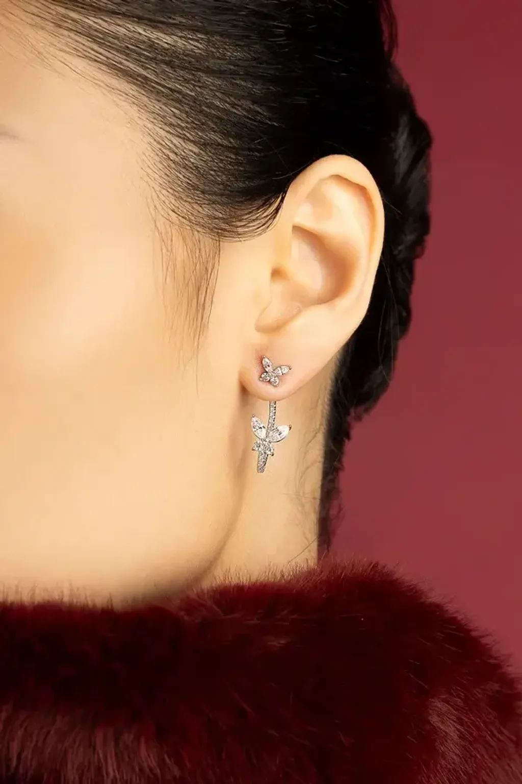 02-WE13800OX-APM-Monaco-Papillon-Earrings-Worn