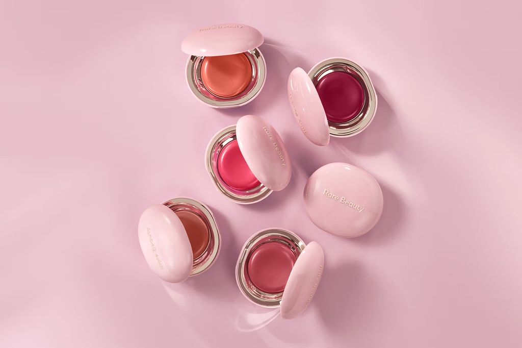 https___hypebeast.com_wp-content_blogs.dir_6_files_2021_01_rare-beauty-stay-vulnerable-spring-makeup-collection-2