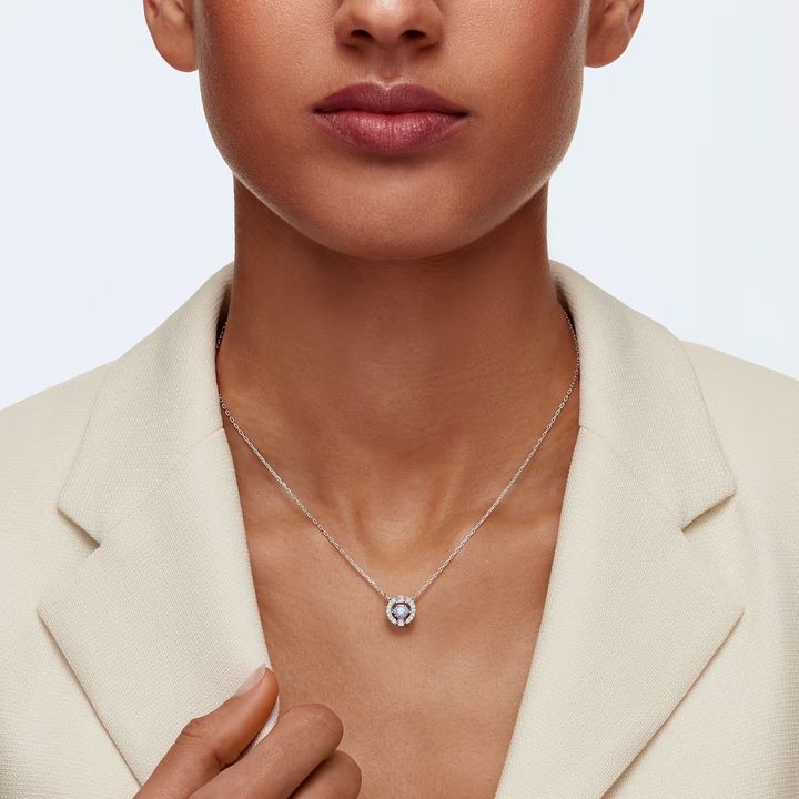 una-項鏈--圓形切割--藍色--鍍白金色-swarovski-5279425 (1)