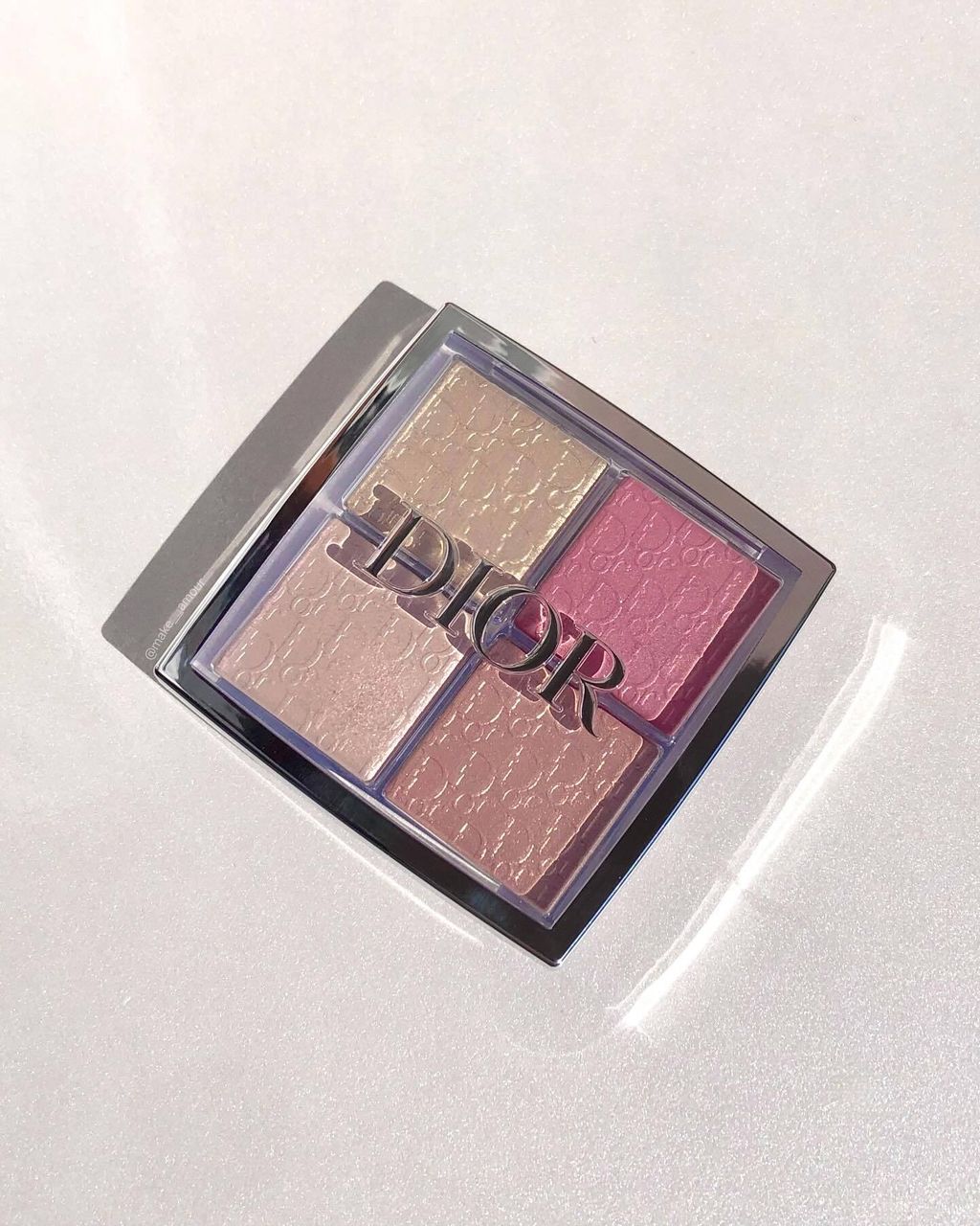 make__amour_1707835964_3301889842845697048_54422043421