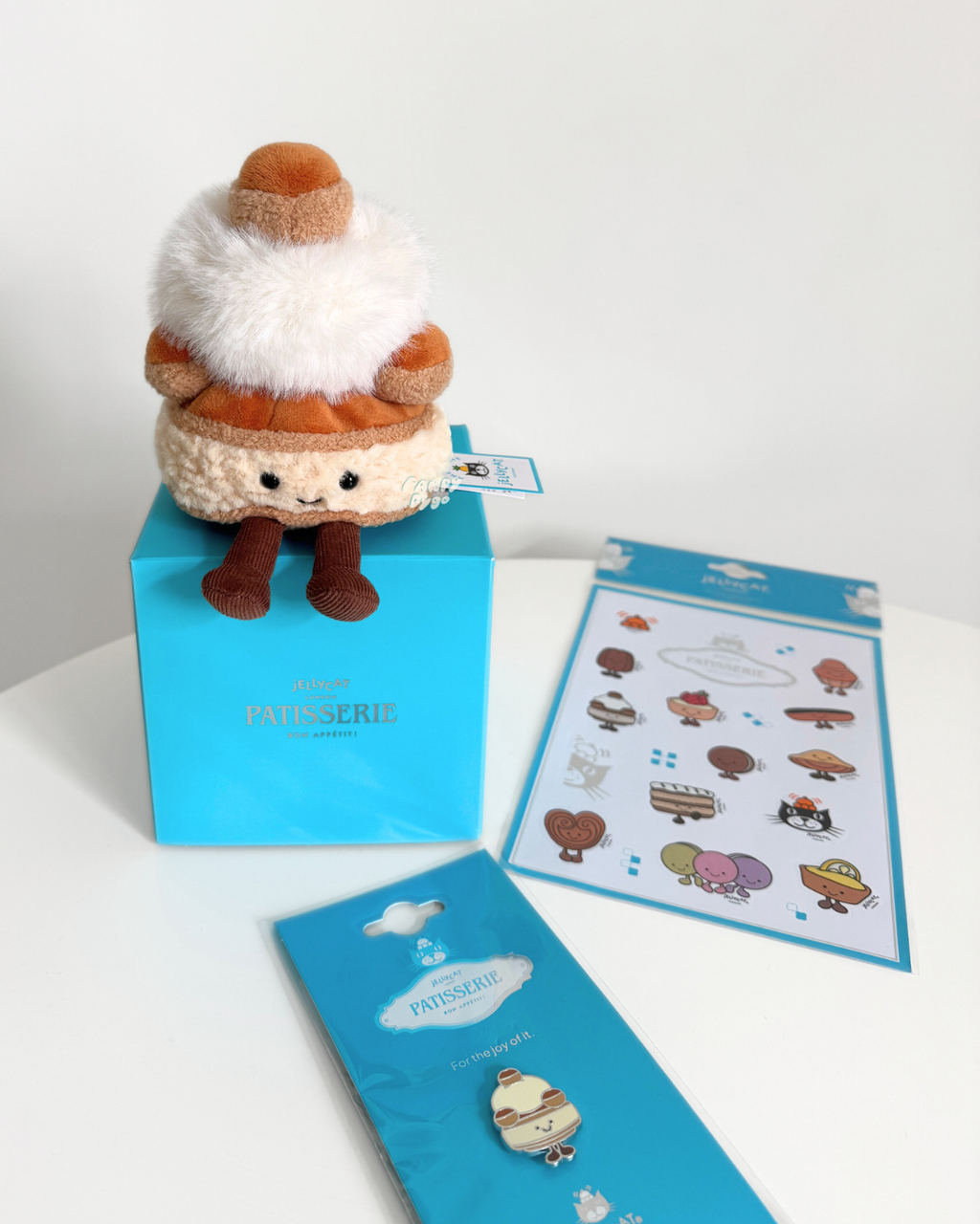 聖多諾黑（附巴黎實體店盒子包裝、別針、貼紙）