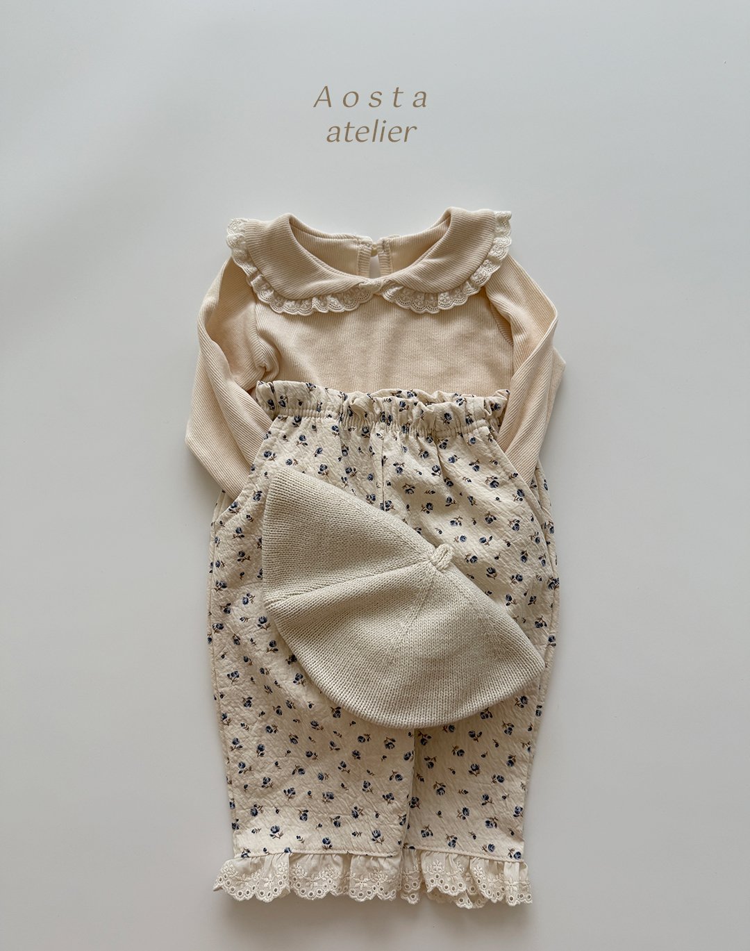 Jennie collar T 07