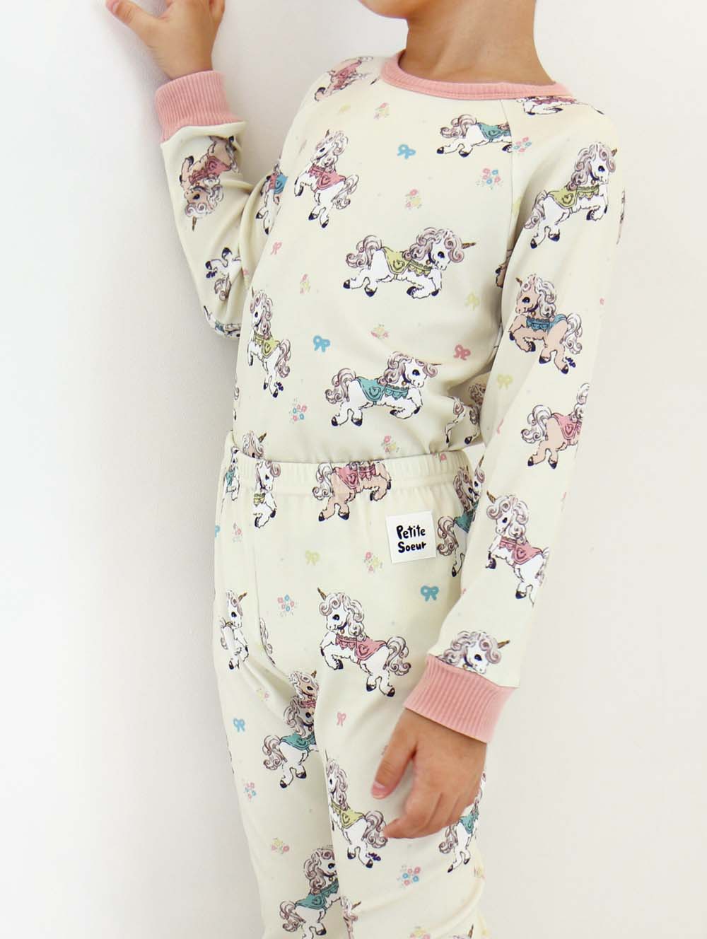 PETITE SOEUR 25FALL-unicorn 01-03