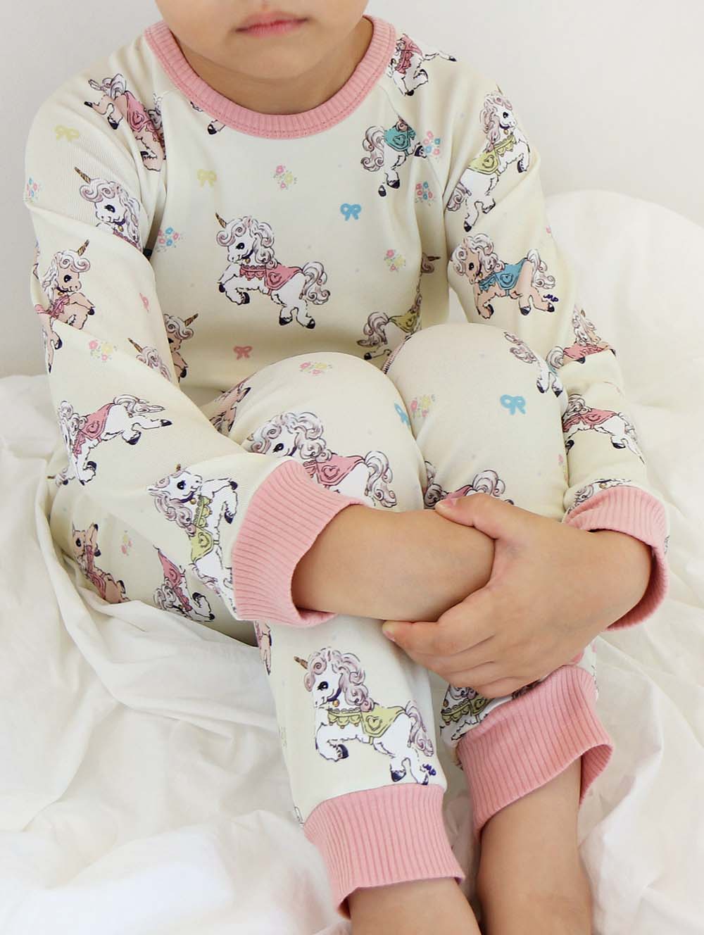 PETITE SOEUR 25FALL-unicorn 01-04