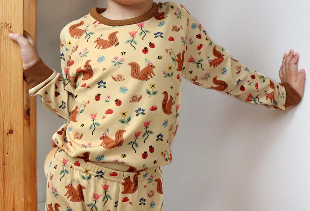 PETITE SOEUR 25FALL-squrrel 02-04