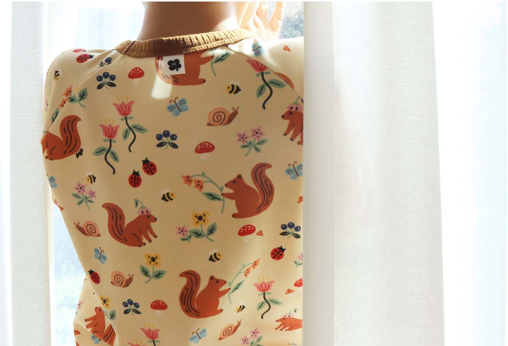 PETITE SOEUR 25FALL-squrrel 02-07