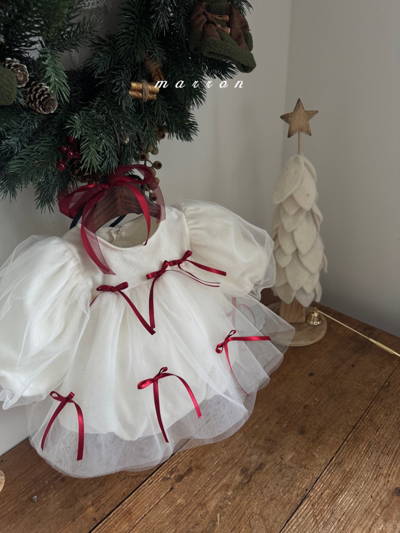 christmas ribbon suit 04