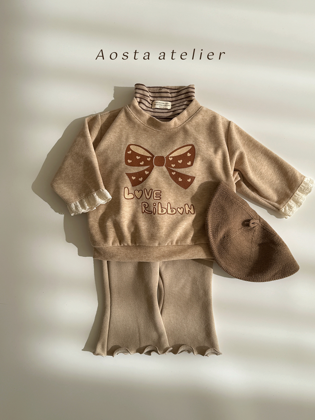 러브리본맨투맨 베이지-6