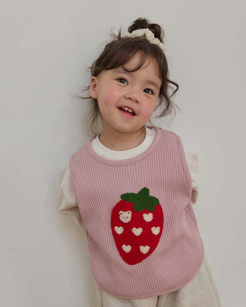 BEBOLIEN草莓華夫格背心01