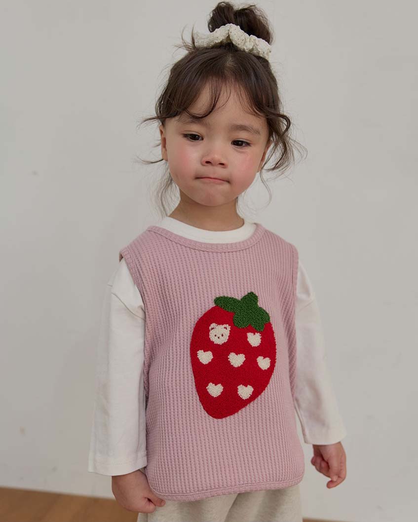 BEBOLIEN草莓華夫格背心06