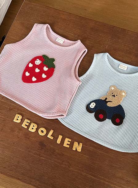 BEBOLIEN草莓華夫格背心07