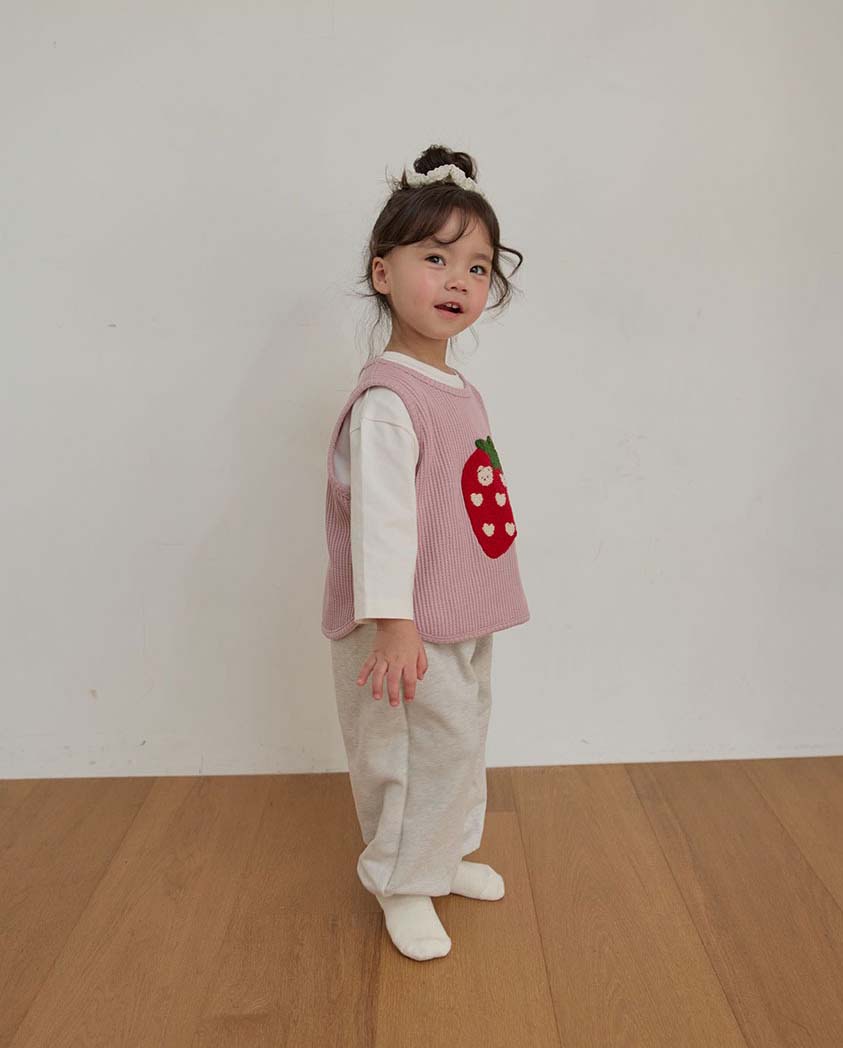 BEBOLIEN草莓華夫格背心09