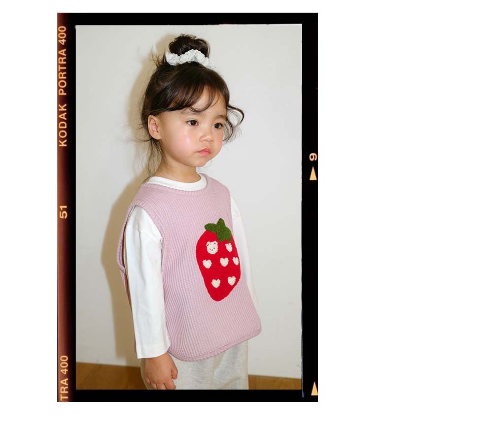 BEBOLIEN草莓華夫格背心14