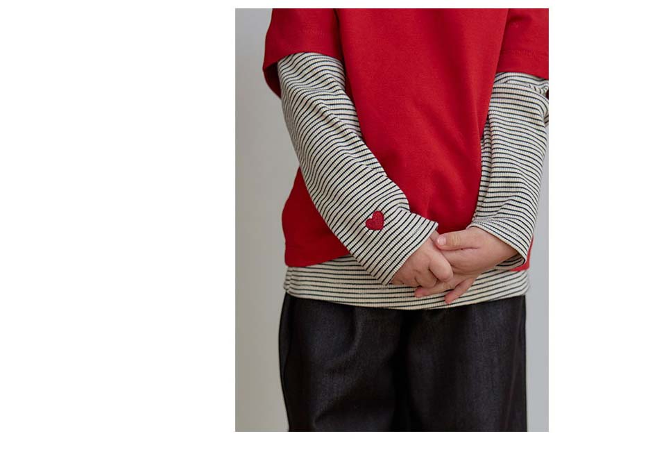 BEBOLIEN愛心刺繡條紋上衣 17