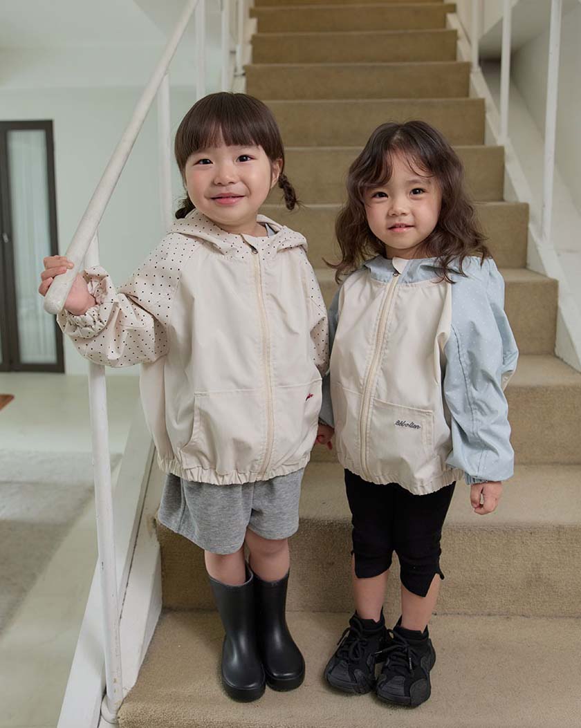 bebolien點點拼接連帽防風外套 01