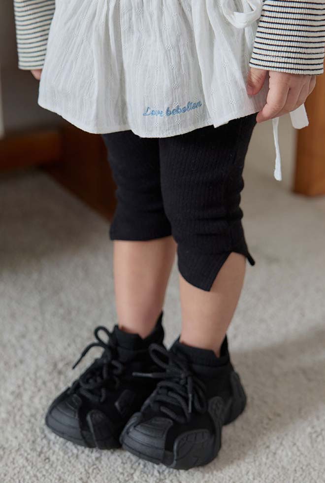 bebolien開叉彈性七分褲 15