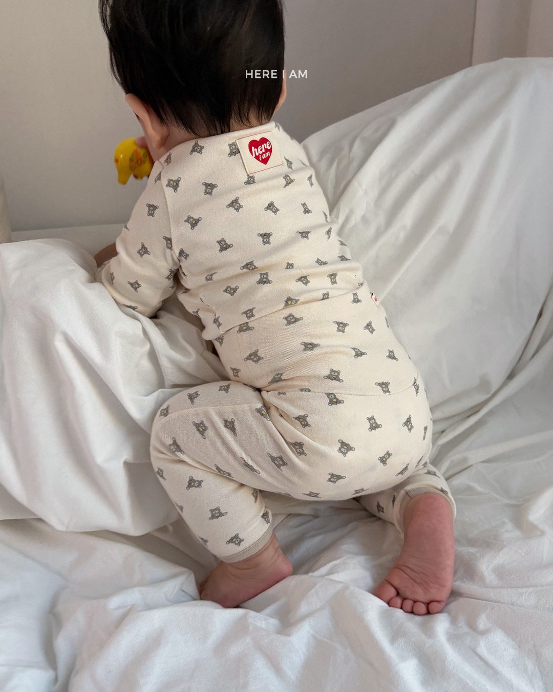 HERE I AM 迷你小熊家居服 06