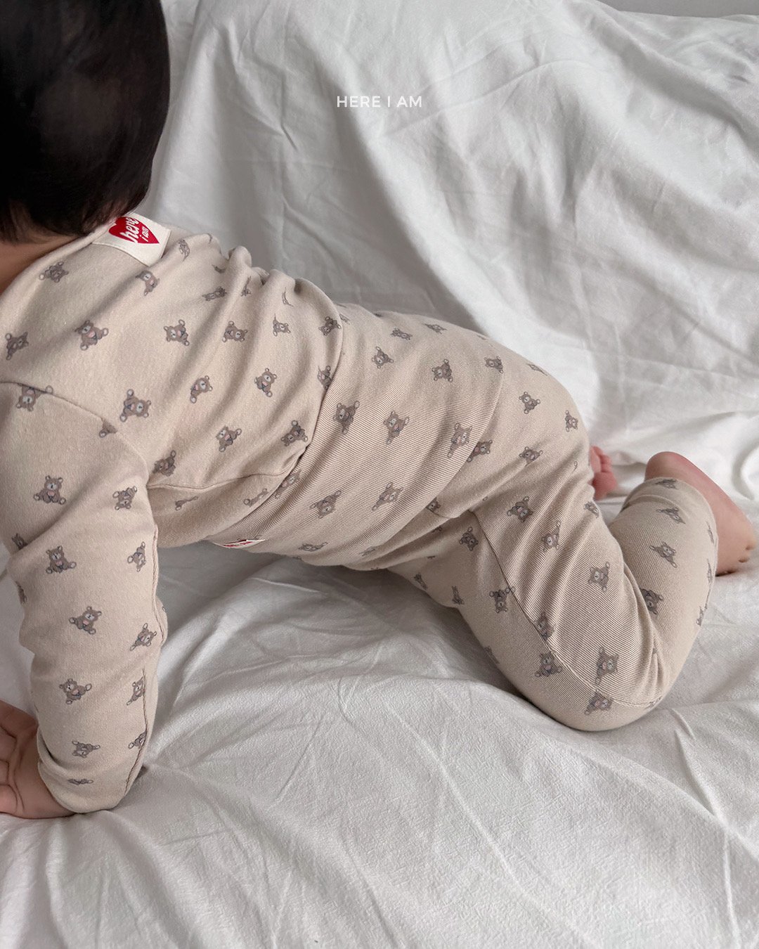 HERE I AM 迷你小熊家居服 04