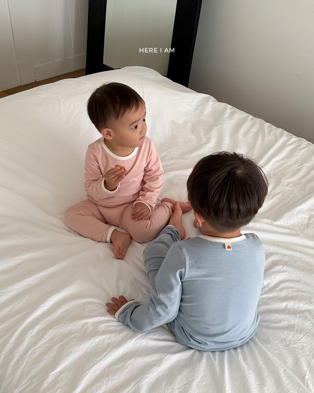 HERE I AM 彩虹素色家居服 24