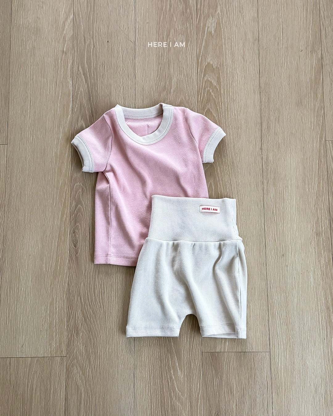 here i am 配色坑條家居服套裝 04