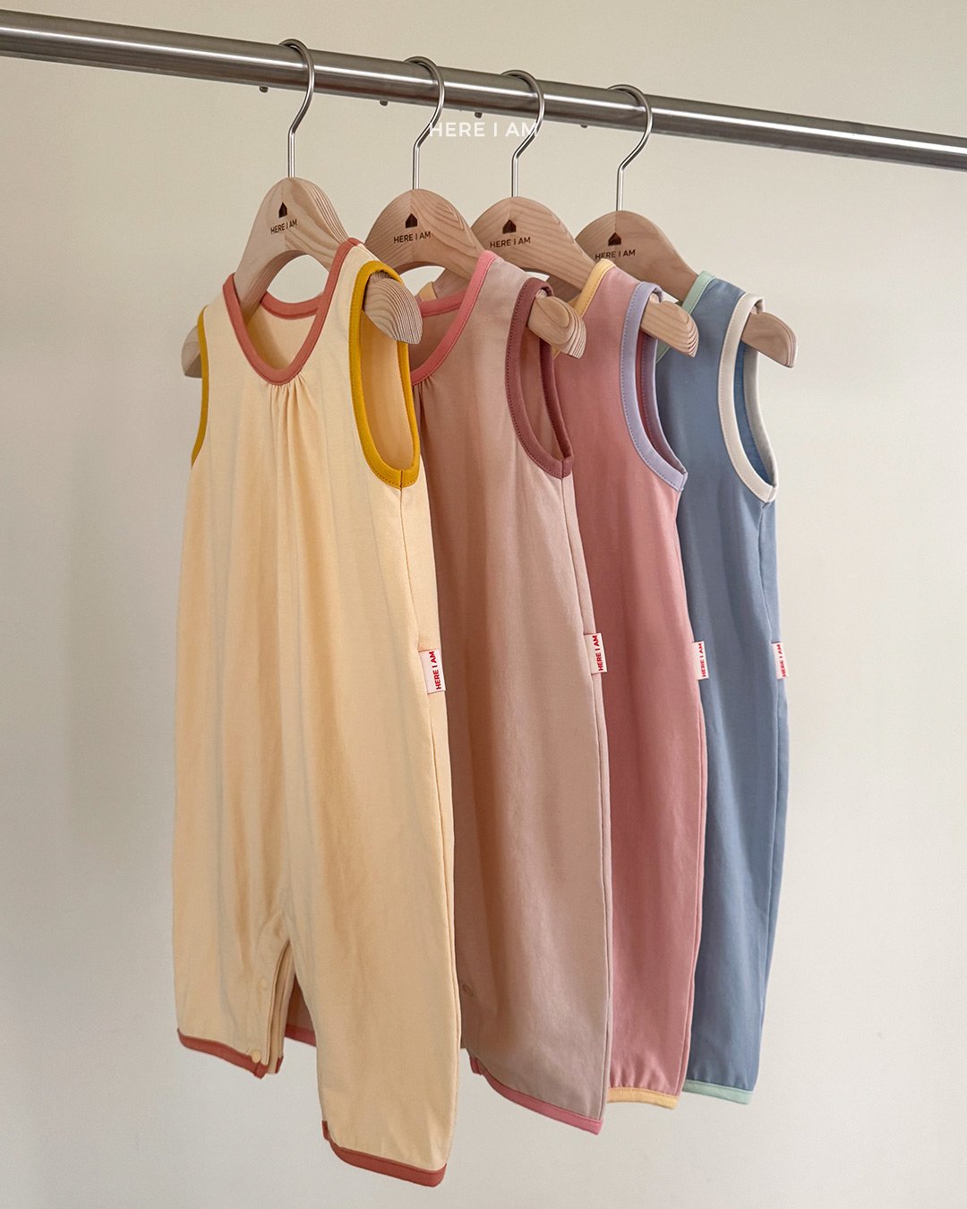 here i am 撞色連身防踢背心 08