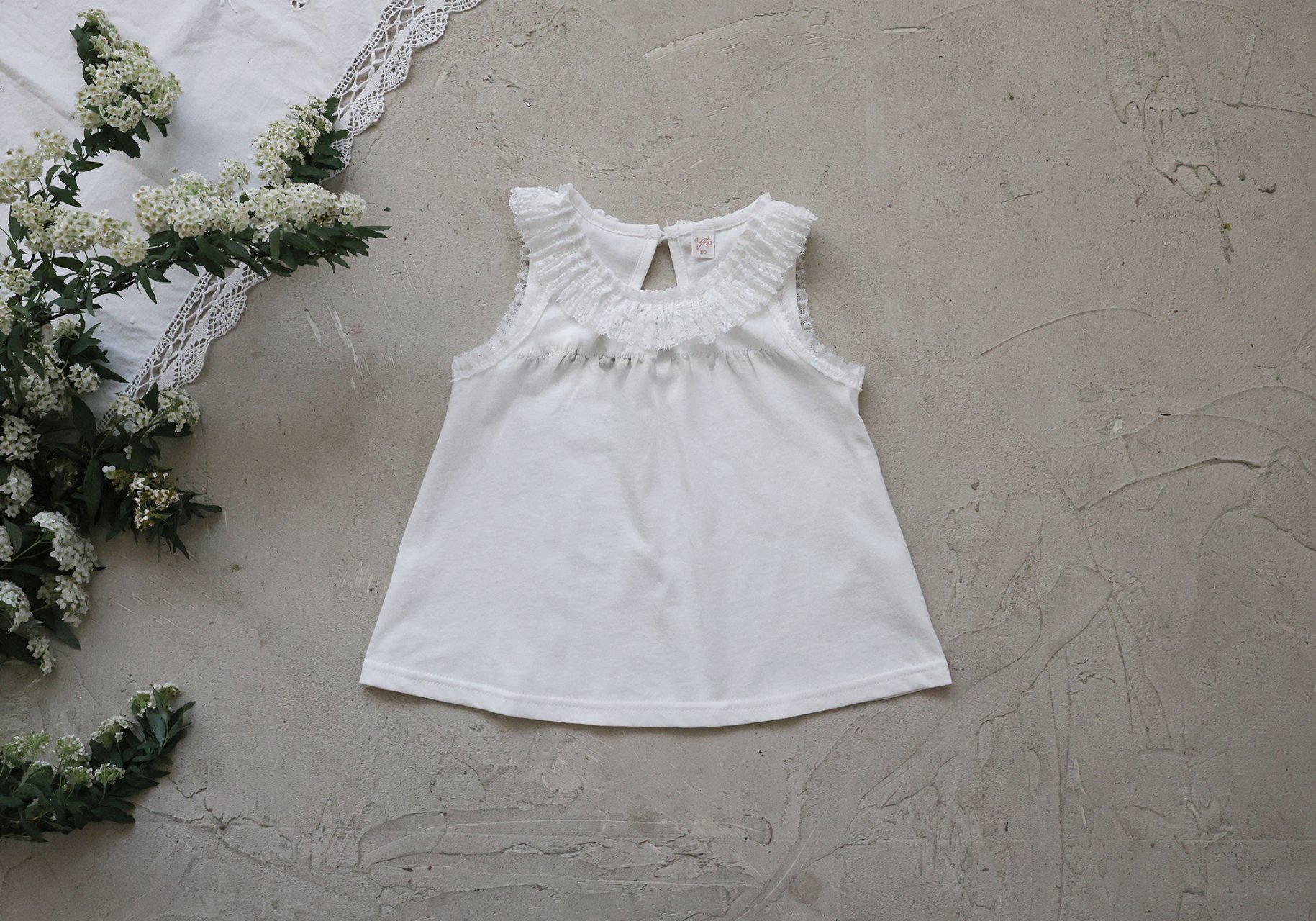 puellaFLO Ady蕾絲翻領背心 07