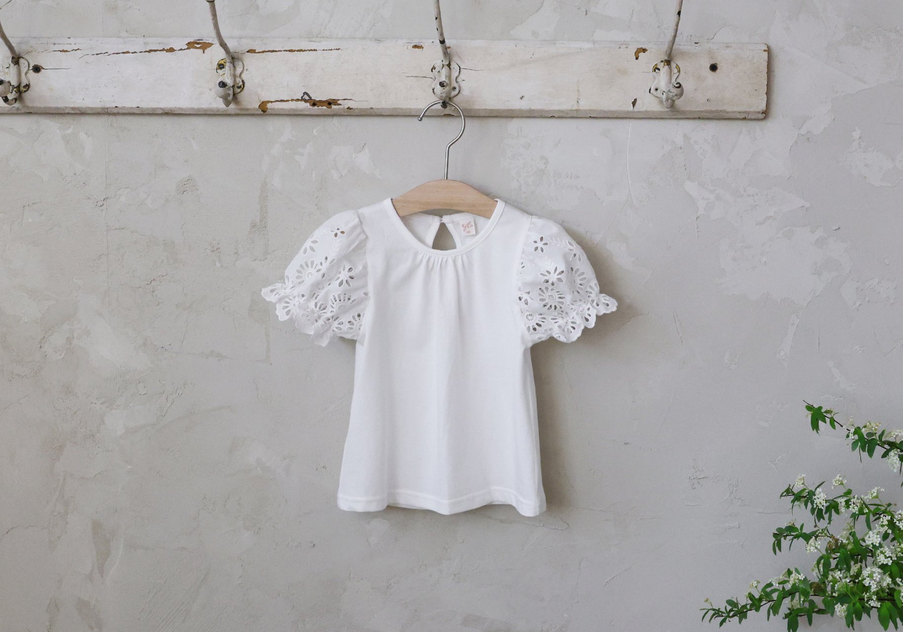 puellaFLO Via蕾絲蓬袖上衣 05