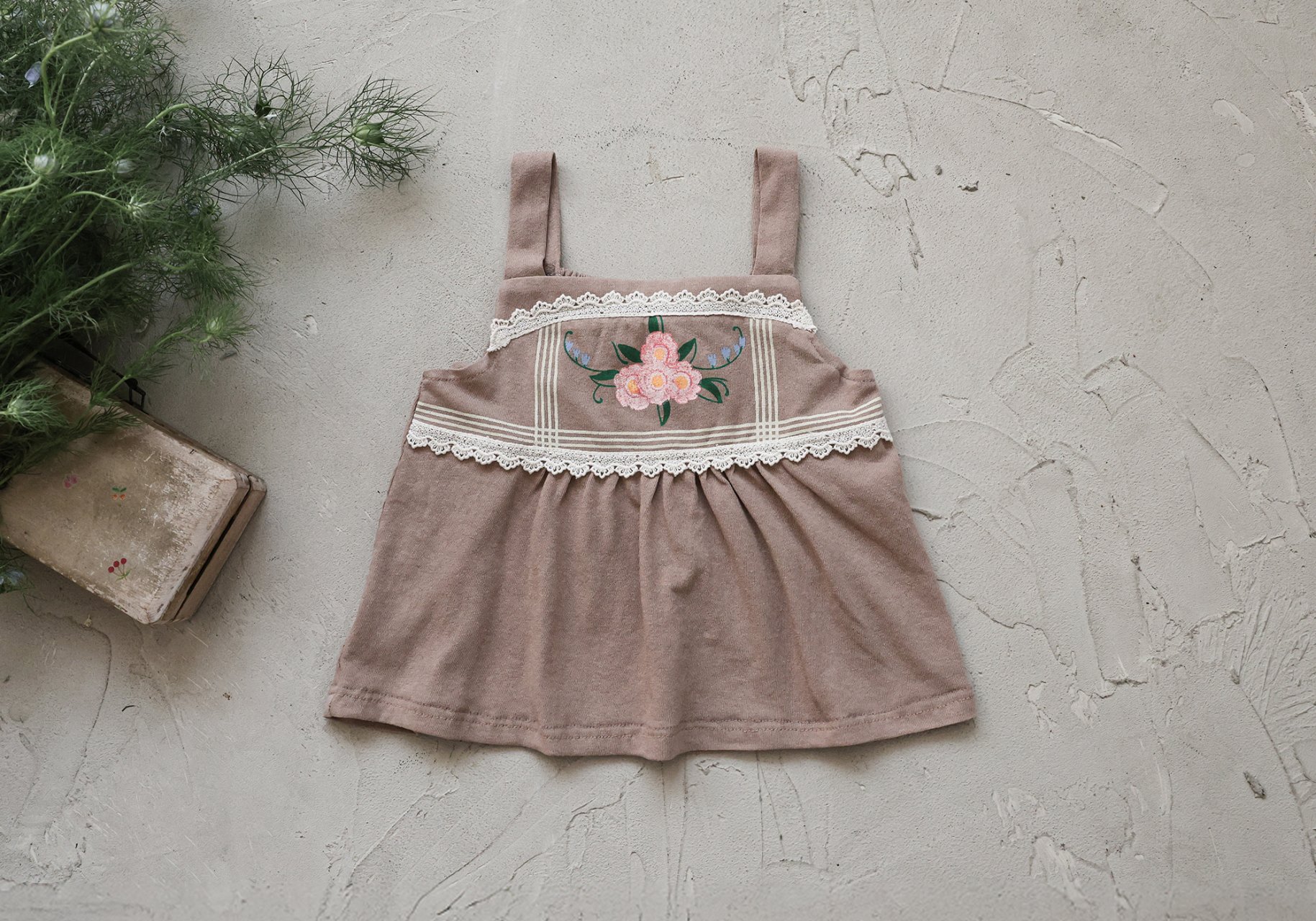 puellaFLO Tasha花朵刺繡吊帶背心 21