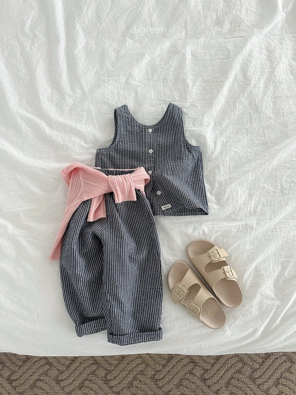 digreen wiggly rib cardigan 直條褶皺開襟外套 09