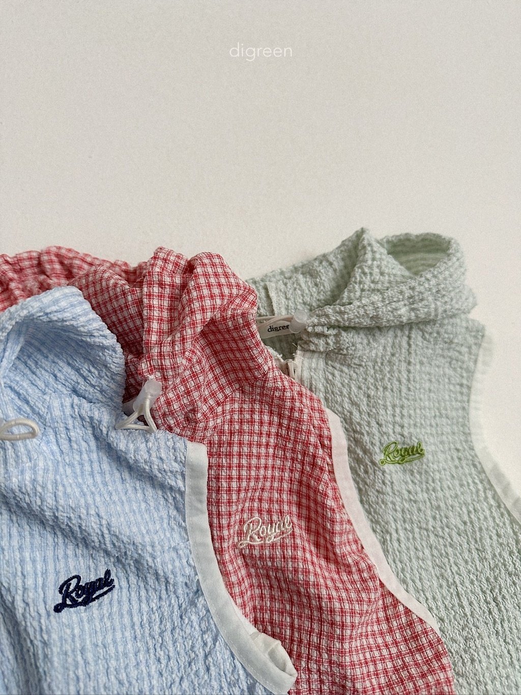 digreen milky hood vest 糖果格子連帽背心 04