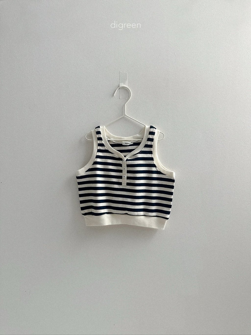 digreen marine sleeveless  鈕扣條紋背心 04