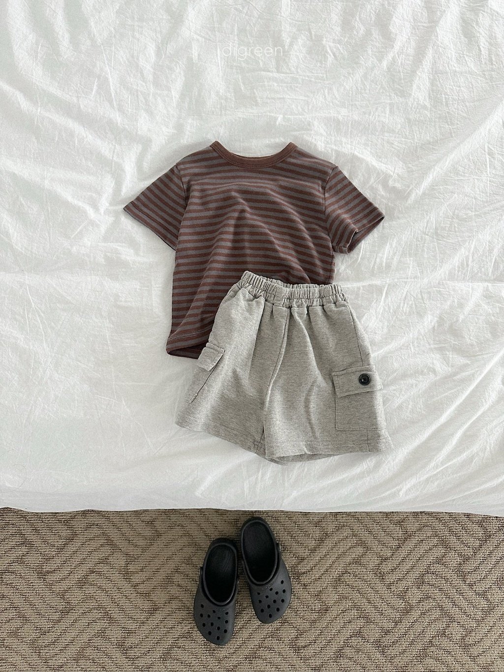 digreen camel stripe tee 焦糖暗色條文短袖T 07