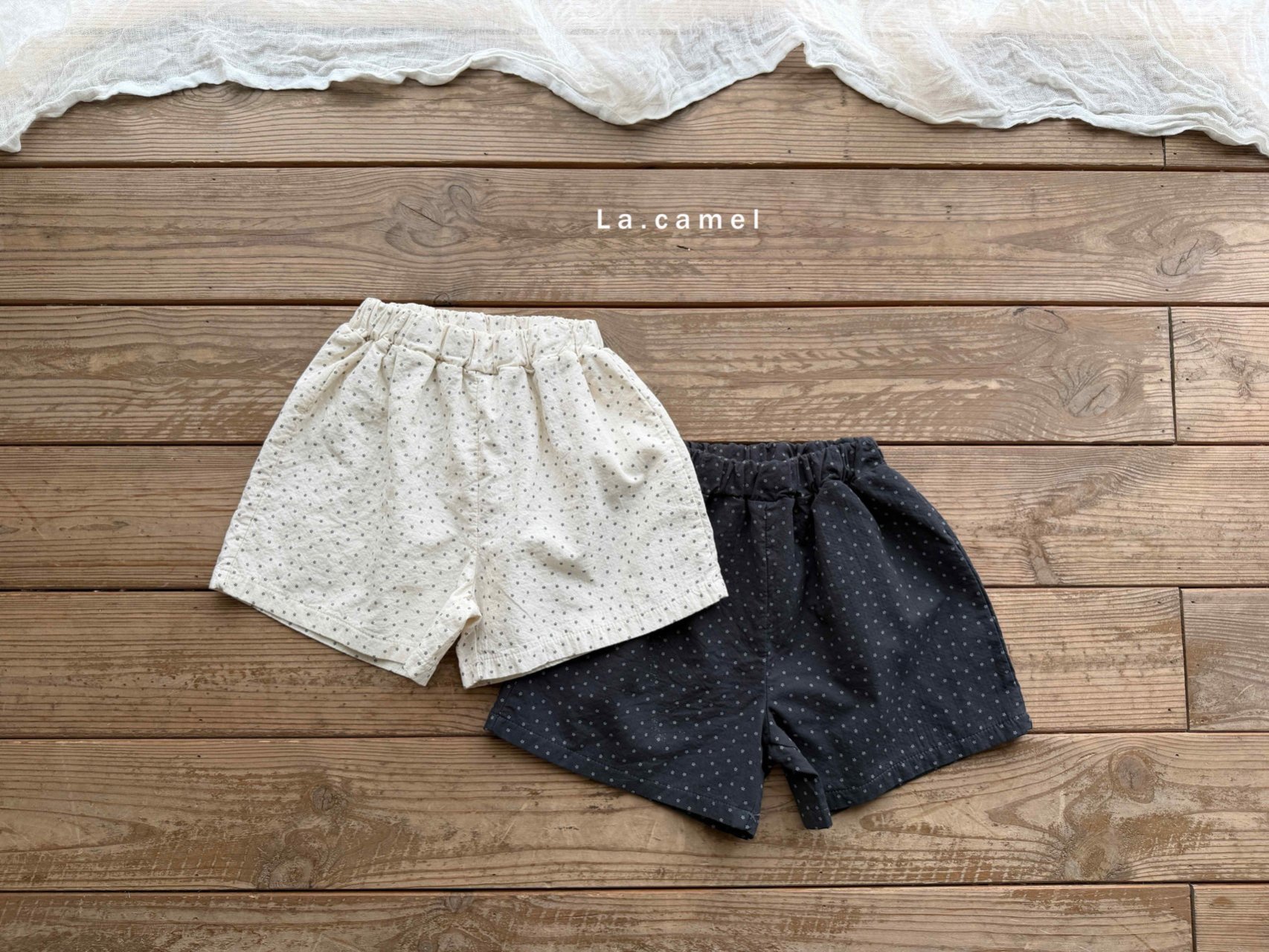 LACAMEL點點短褲 07