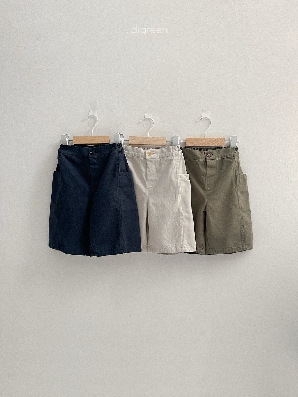 DIGREEN foret bermuda 大口袋六分短褲 01