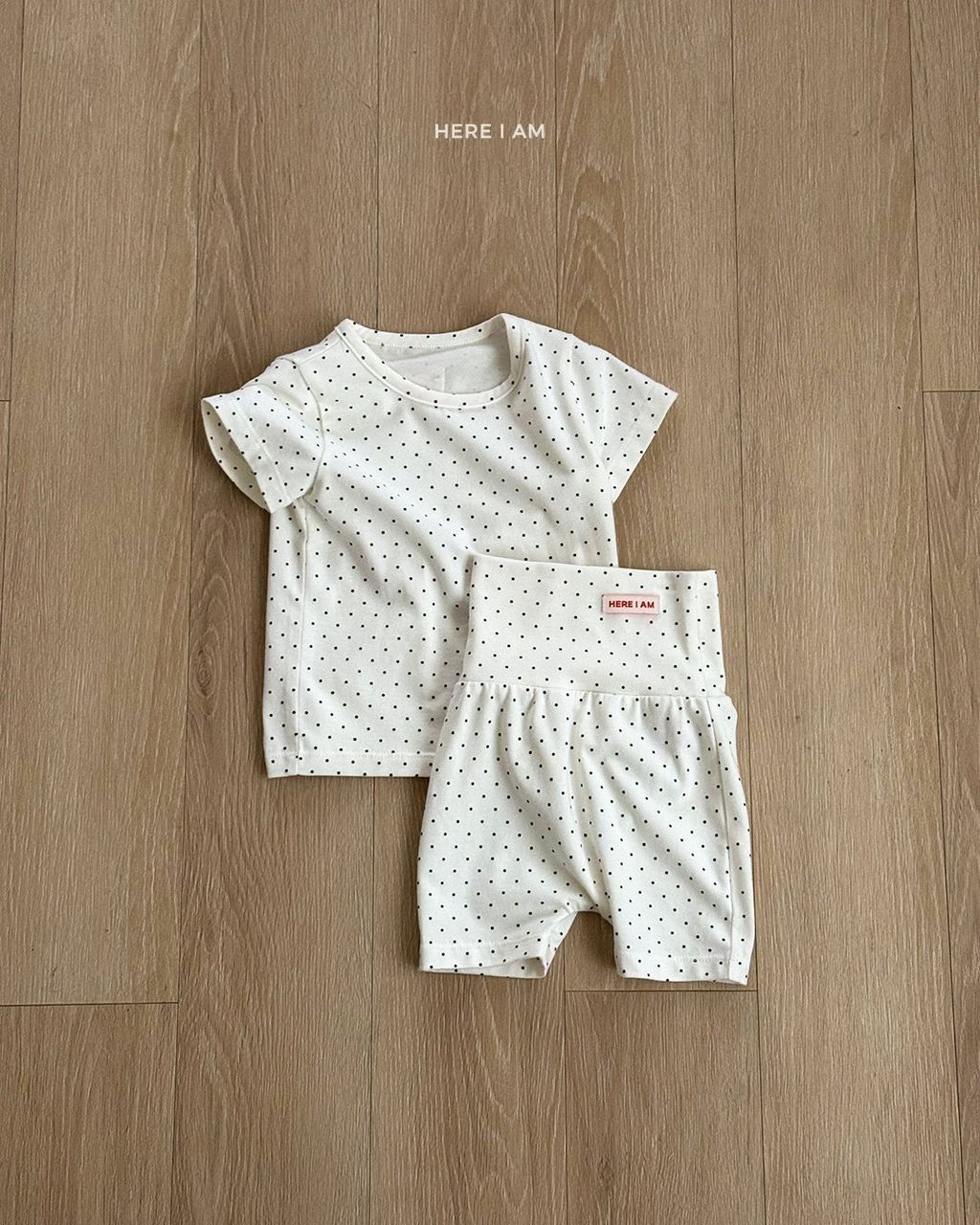 here i am 莫待爾點點家居服套裝 05