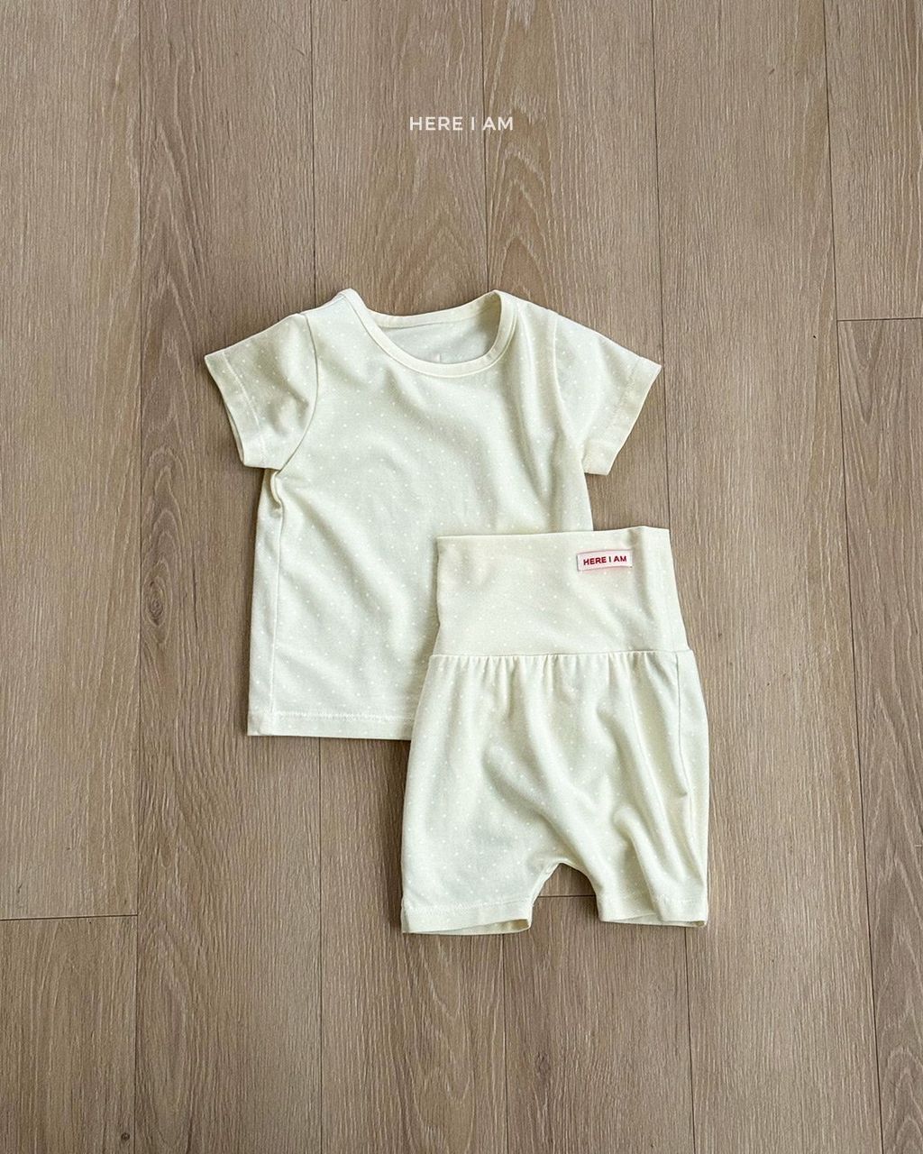 here i am 莫待爾點點家居服套裝 04