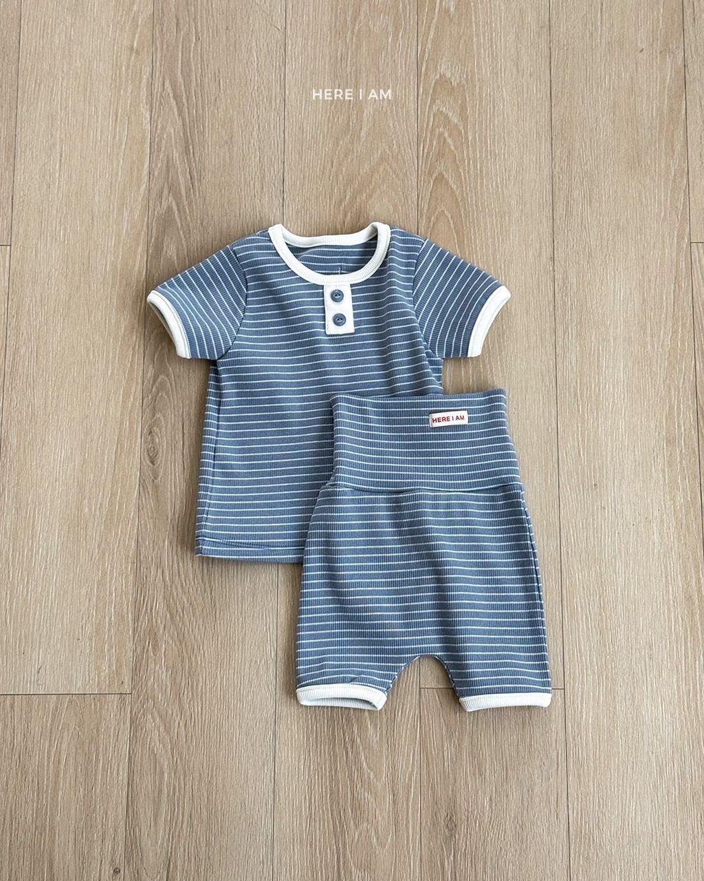 here i am 鈕扣條紋家居服套裝 03